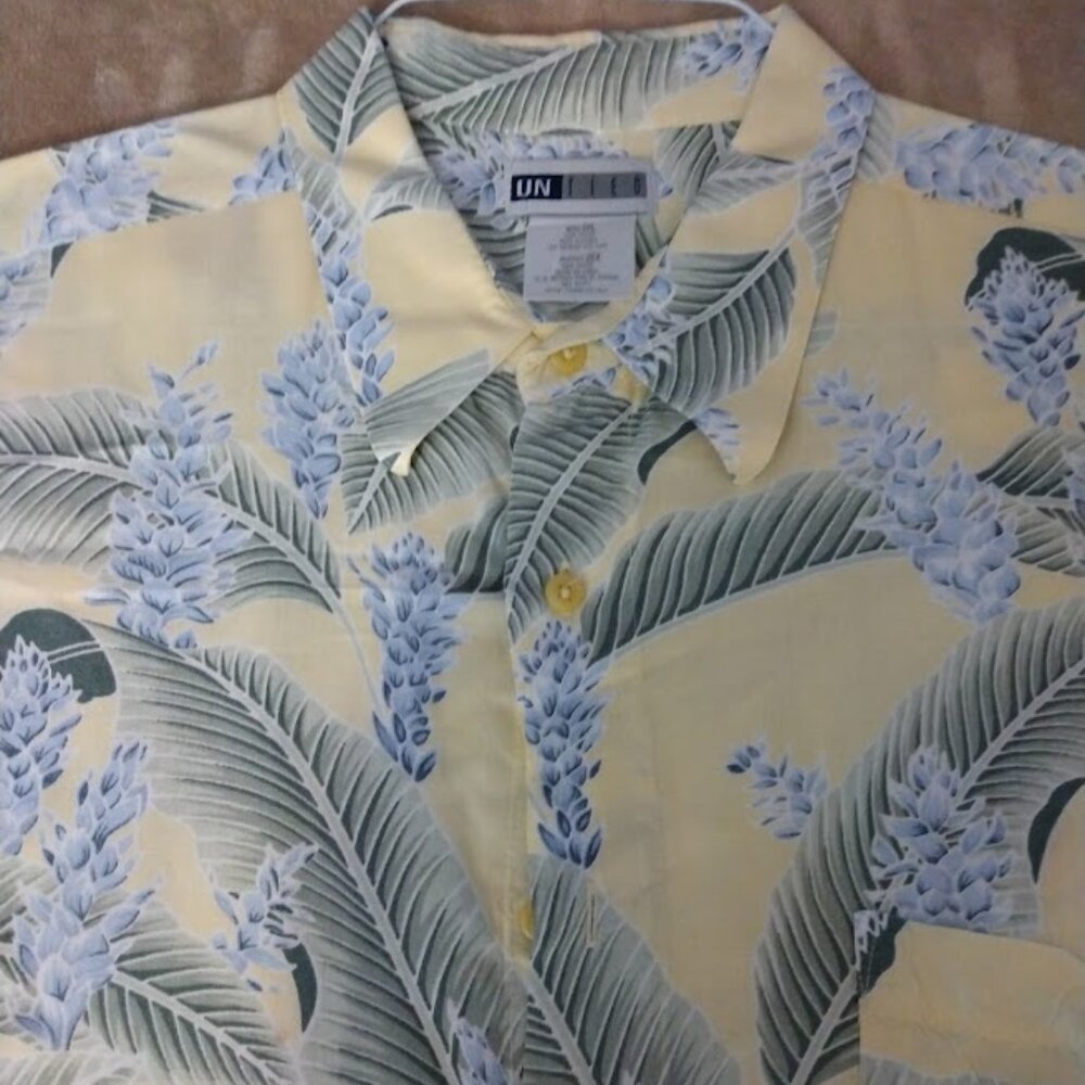 Vintage Hawaiian Men's Camp Shirt XXL Yellow Blue Palm Print Rayon Beach Casual - Picture 2 of 11